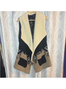 Me Jane Vest Black Tan Burgundy Size L